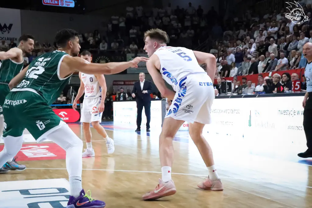 Galeria zdjęć z 21 kolejki OBL Anwil Włocławek-Legia Warszawa — zdjęcie 100