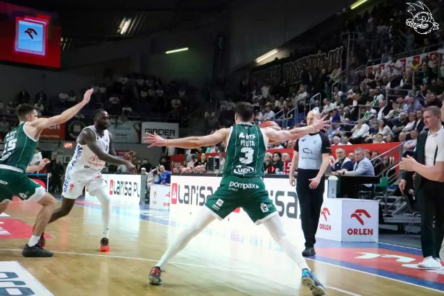 Galeria zdjęć z 21 kolejki OBL Anwil Włocławek-Legia Warszawa — zdjęcie 105