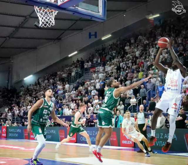 Galeria zdjęć z 21 kolejki OBL Anwil Włocławek-Legia Warszawa — zdjęcie 22