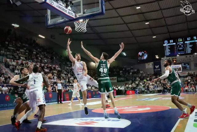 Galeria zdjęć z 21 kolejki OBL Anwil Włocławek-Legia Warszawa — zdjęcie 73