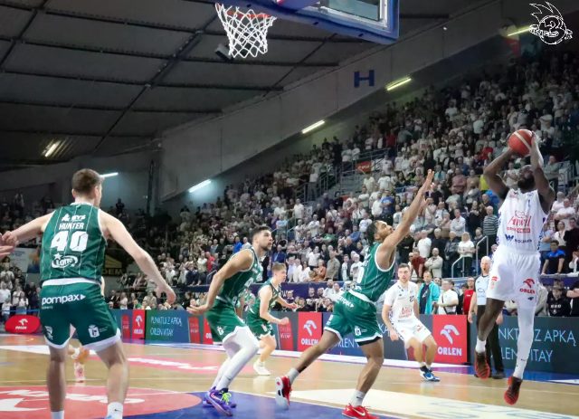 Galeria zdjęć z 21 kolejki OBL Anwil Włocławek-Legia Warszawa — zdjęcie 21
