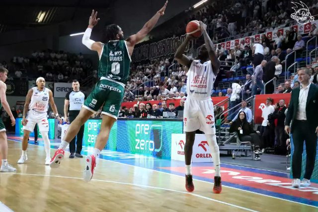 Galeria zdjęć z 21 kolejki OBL Anwil Włocławek-Legia Warszawa — zdjęcie 65