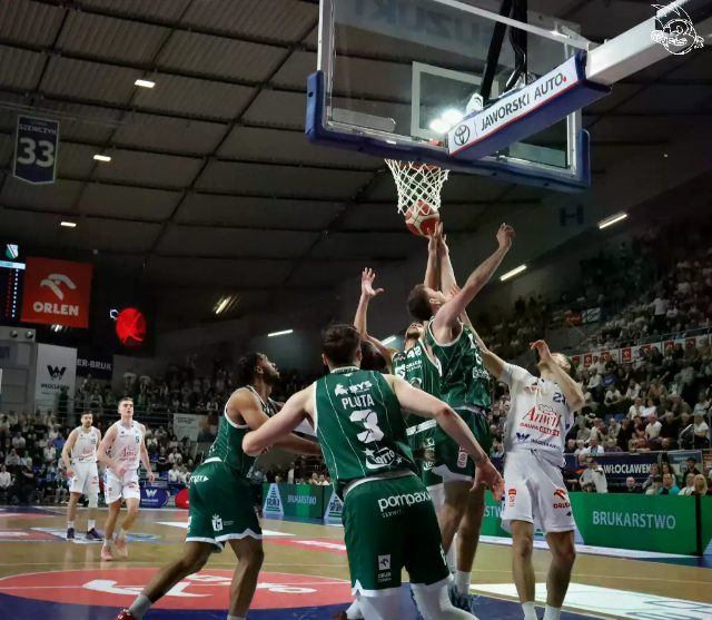 Galeria zdjęć z 21 kolejki OBL Anwil Włocławek-Legia Warszawa — zdjęcie 27