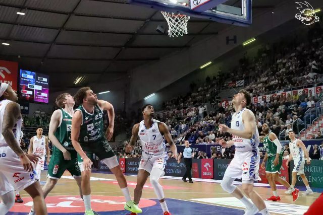 Galeria zdjęć z 21 kolejki OBL Anwil Włocławek-Legia Warszawa — zdjęcie 41