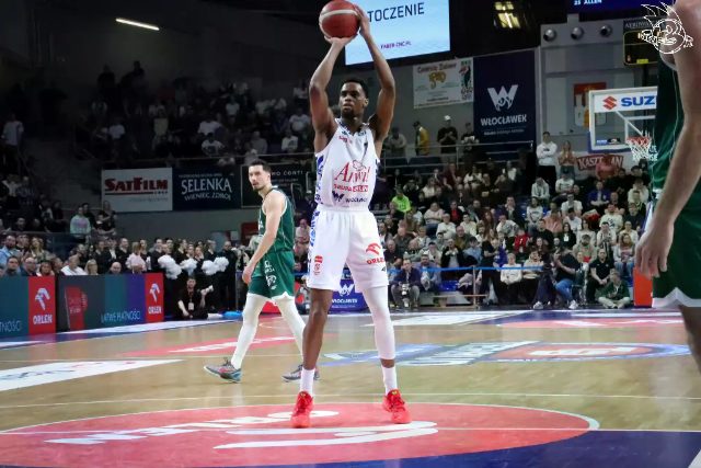 Galeria zdjęć z 21 kolejki OBL Anwil Włocławek-Legia Warszawa — zdjęcie 103