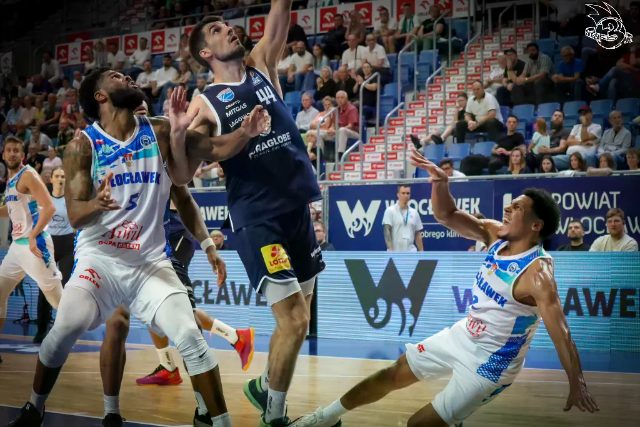 Galeria zdjęć z pierwszego dnia Turnieju Kasztelan Basketball Cup 2026 Włocławek. — zdjęcie 95