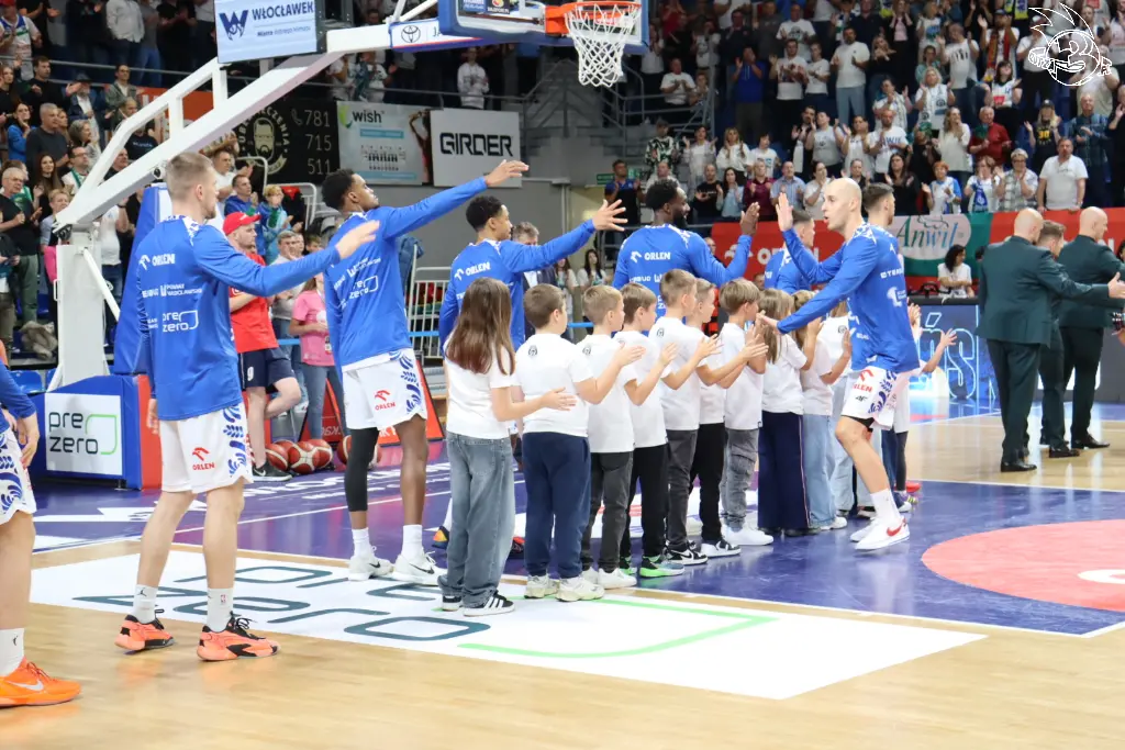Galeria zdjęć 3 kolejki OBL Anwil Włocławek-AMW Arka Gdynia — zdjęcie 21