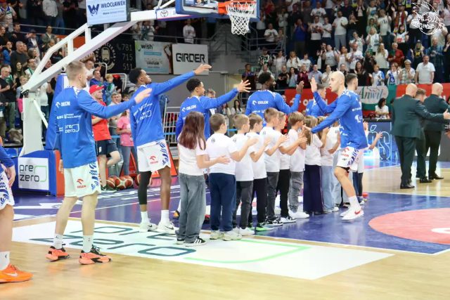 Galeria zdjęć 3 kolejki OBL Anwil Włocławek-AMW Arka Gdynia — zdjęcie 21
