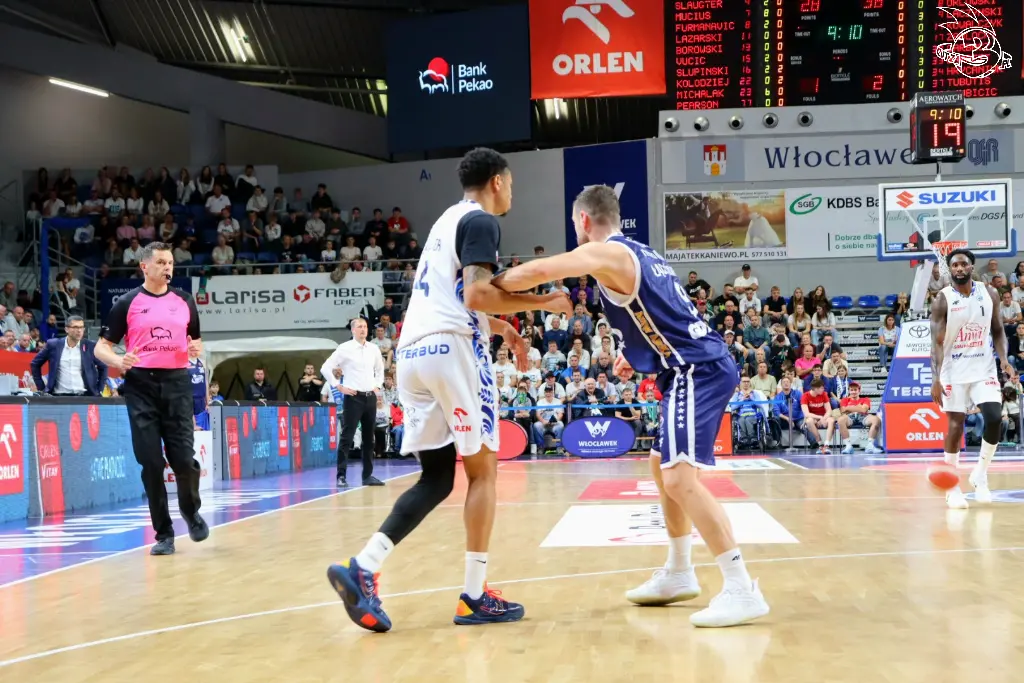 Galeria zdjęć 3 kolejki OBL Anwil Włocławek-AMW Arka Gdynia — zdjęcie 47