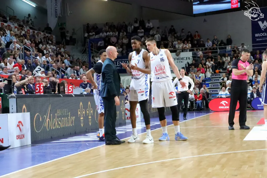 Galeria zdjęć 3 kolejki OBL Anwil Włocławek-AMW Arka Gdynia — zdjęcie 57