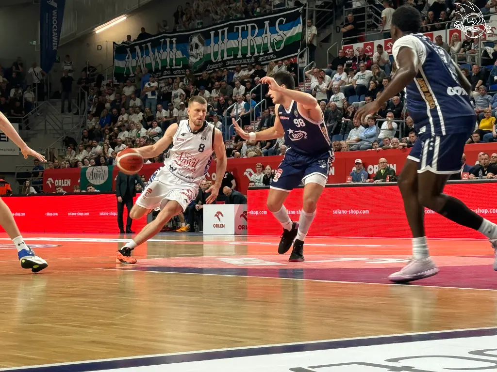 Galeria zdjęć 3 kolejki OBL Anwil Włocławek-AMW Arka Gdynia — zdjęcie 83