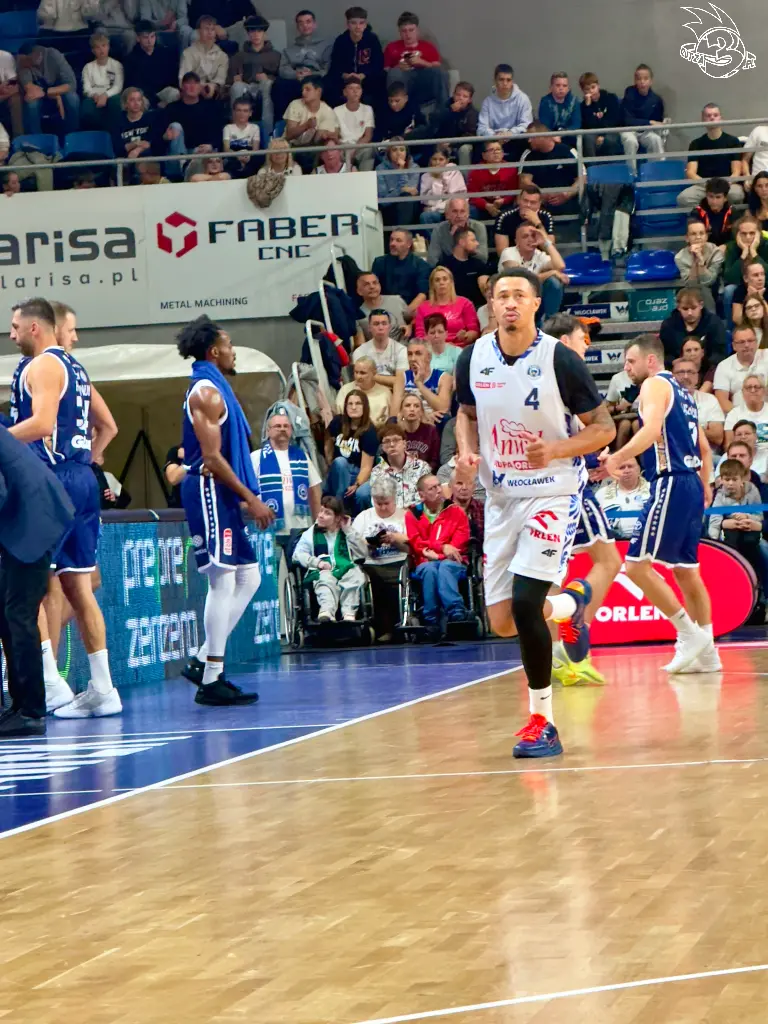 Galeria zdjęć 3 kolejki OBL Anwil Włocławek-AMW Arka Gdynia — zdjęcie 34