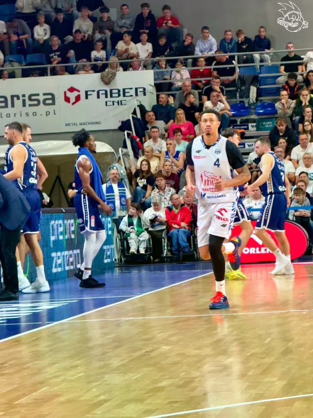 Galeria zdjęć 3 kolejki OBL Anwil Włocławek-AMW Arka Gdynia — zdjęcie 34