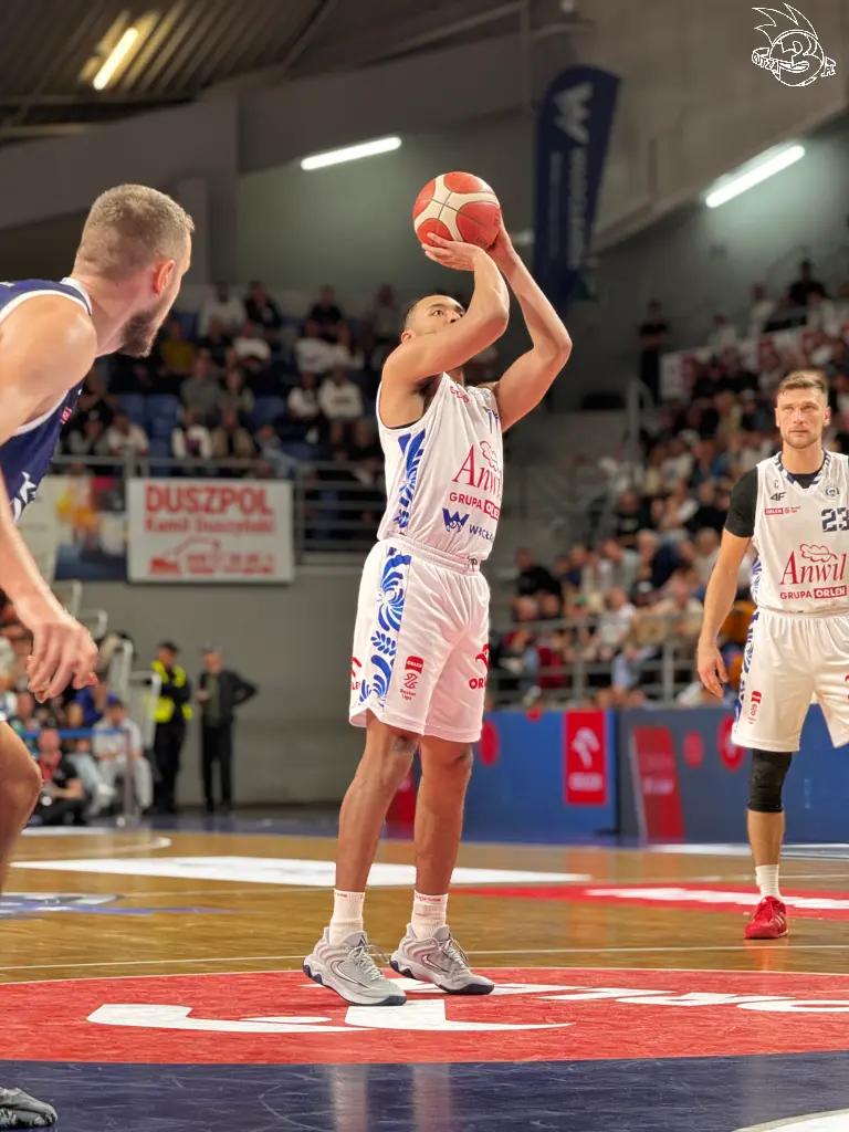 Galeria zdjęć 3 kolejki OBL Anwil Włocławek-AMW Arka Gdynia — zdjęcie 45