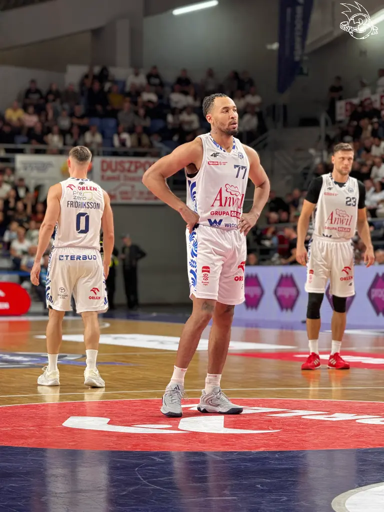 Galeria zdjęć 3 kolejki OBL Anwil Włocławek-AMW Arka Gdynia — zdjęcie 43