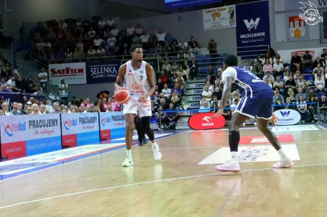 Galeria zdjęć 3 kolejki OBL Anwil Włocławek-AMW Arka Gdynia — zdjęcie 95