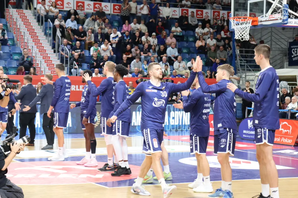 Galeria zdjęć 3 kolejki OBL Anwil Włocławek-AMW Arka Gdynia — zdjęcie 12