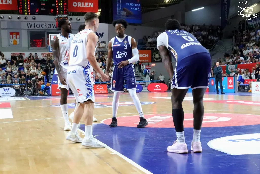 Galeria zdjęć 3 kolejki OBL Anwil Włocławek-AMW Arka Gdynia — zdjęcie 93