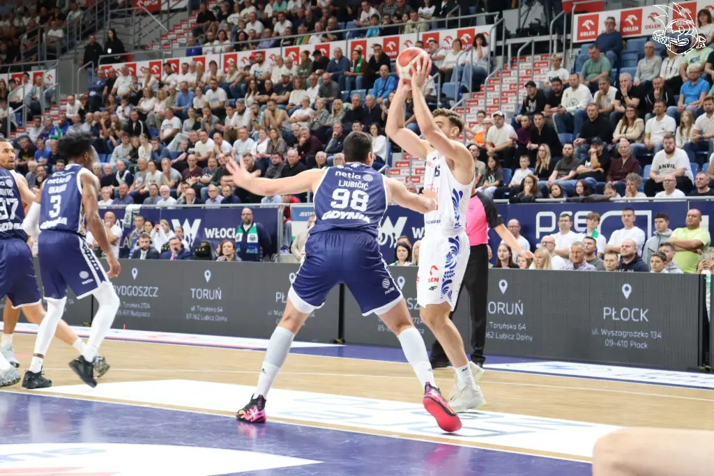Galeria zdjęć 3 kolejki OBL Anwil Włocławek-AMW Arka Gdynia — zdjęcie 26