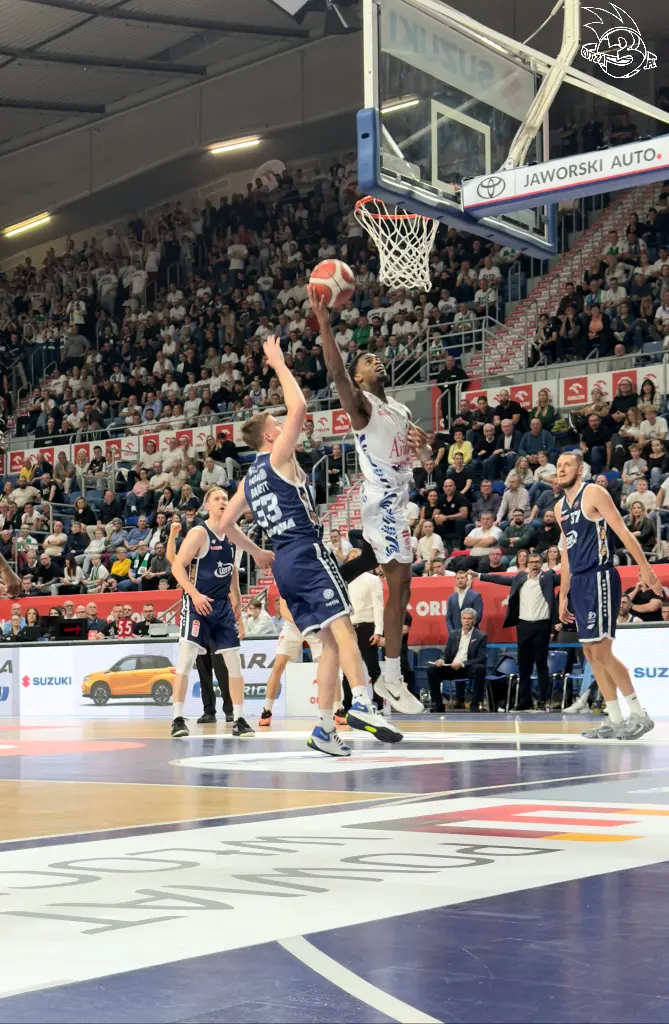 Galeria zdjęć 3 kolejki OBL Anwil Włocławek-AMW Arka Gdynia — zdjęcie 81