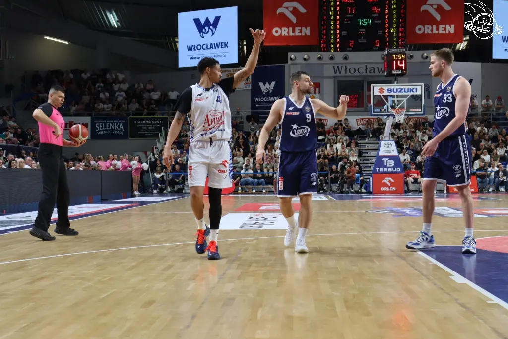 Galeria zdjęć 3 kolejki OBL Anwil Włocławek-AMW Arka Gdynia — zdjęcie 86