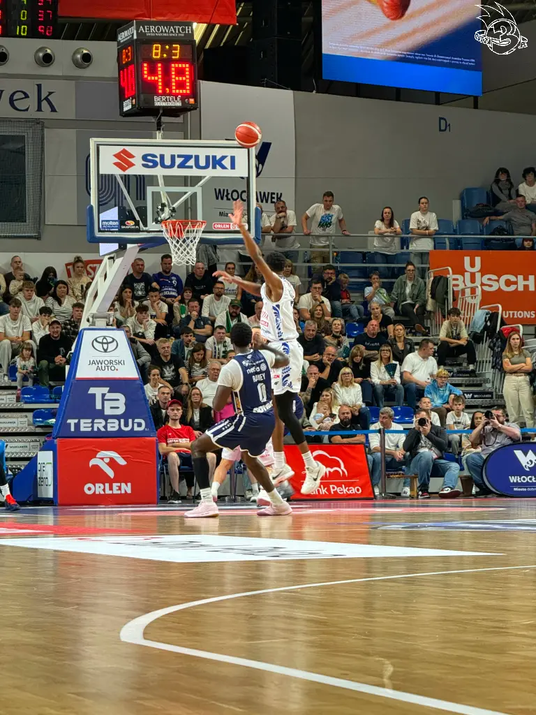 Galeria zdjęć 3 kolejki OBL Anwil Włocławek-AMW Arka Gdynia — zdjęcie 82