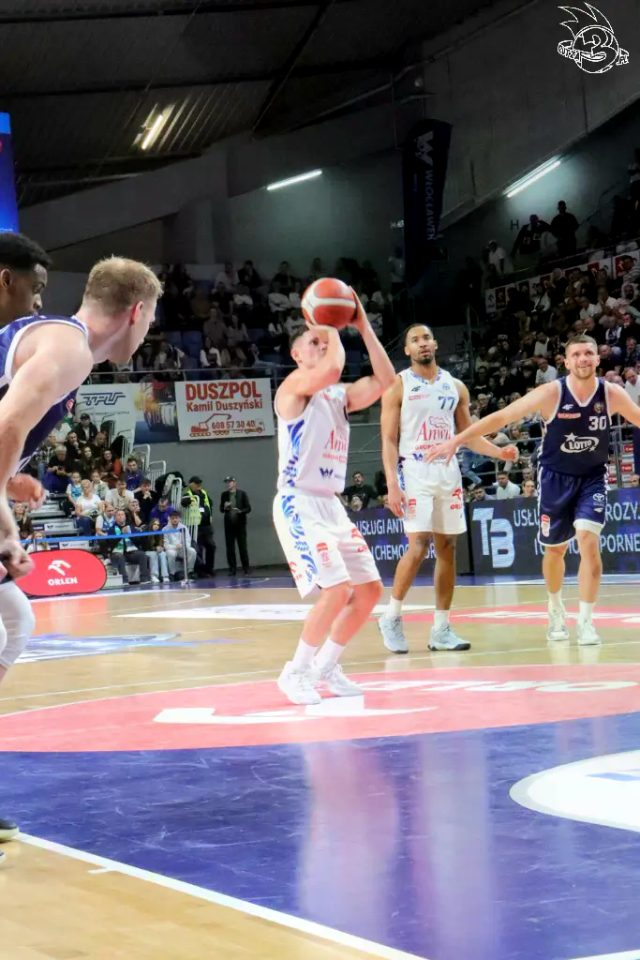 Galeria zdjęć 3 kolejki OBL Anwil Włocławek-AMW Arka Gdynia — zdjęcie 58