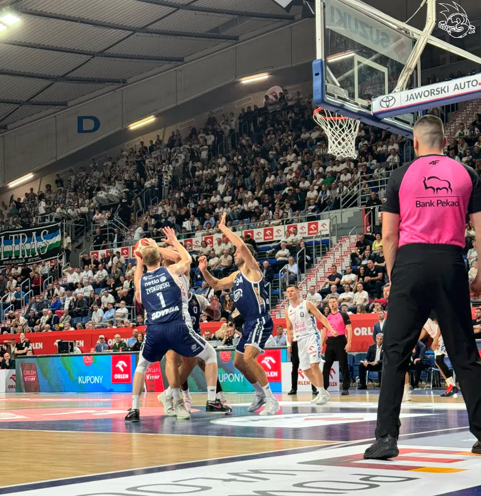 Galeria zdjęć 3 kolejki OBL Anwil Włocławek-AMW Arka Gdynia — zdjęcie 74
