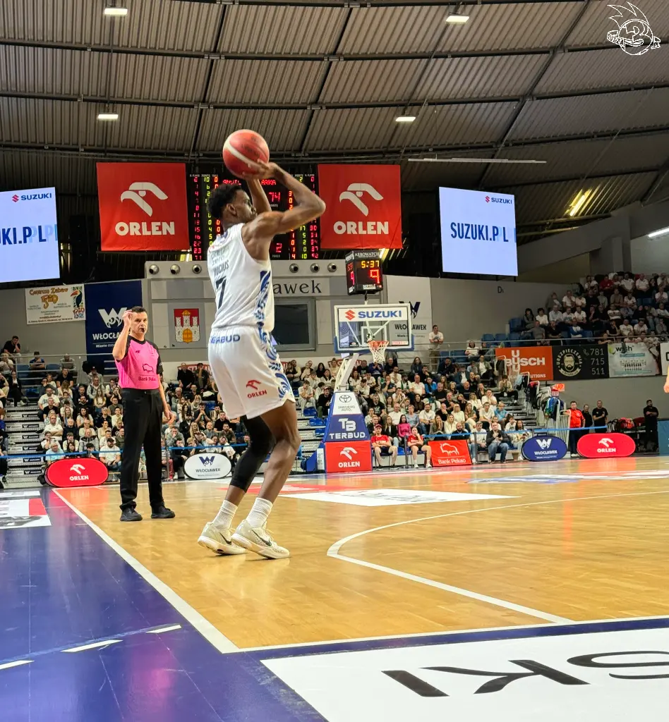 Galeria zdjęć 3 kolejki OBL Anwil Włocławek-AMW Arka Gdynia — zdjęcie 75