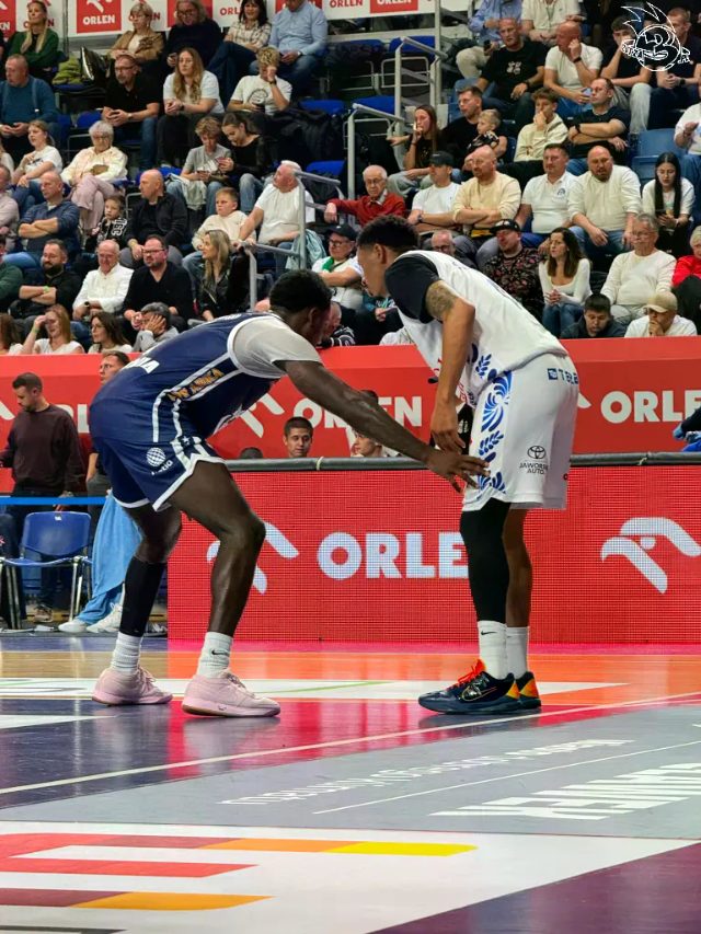 Galeria zdjęć 3 kolejki OBL Anwil Włocławek-AMW Arka Gdynia — zdjęcie 85