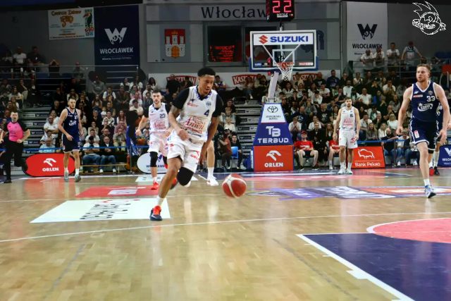 Galeria zdjęć 3 kolejki OBL Anwil Włocławek-AMW Arka Gdynia — zdjęcie 87