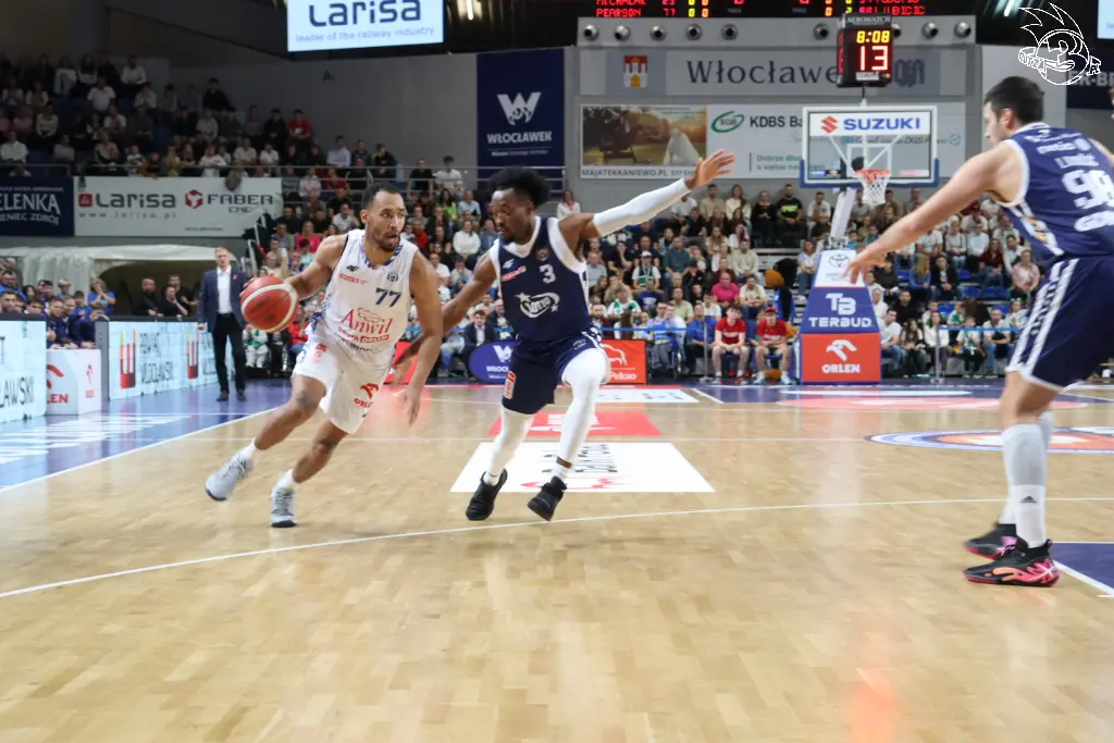 Galeria zdjęć 3 kolejki OBL Anwil Włocławek-AMW Arka Gdynia — zdjęcie 24