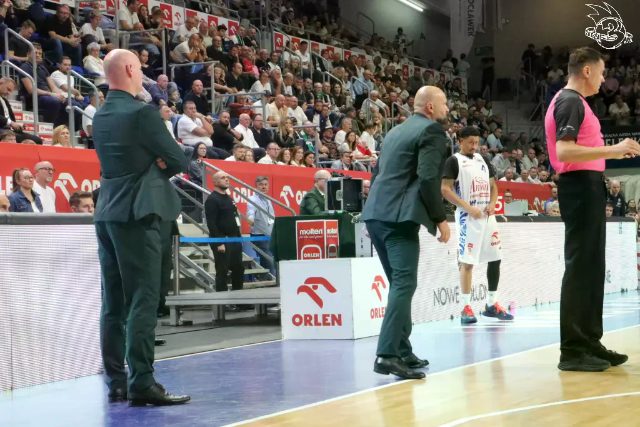 Galeria zdjęć 3 kolejki OBL Anwil Włocławek-AMW Arka Gdynia — zdjęcie 55