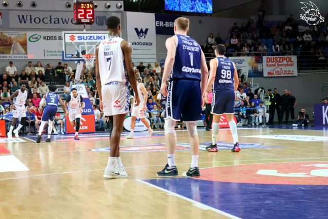 Galeria zdjęć 3 kolejki OBL Anwil Włocławek-AMW Arka Gdynia — zdjęcie 30