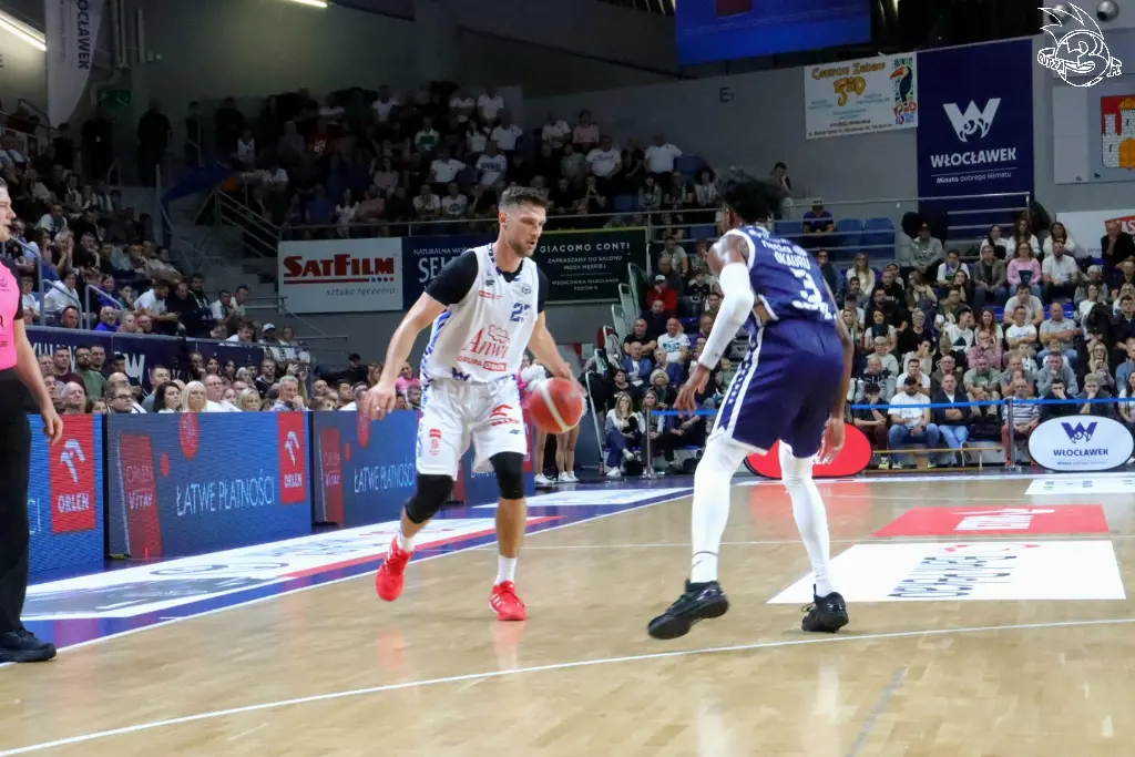 Galeria zdjęć 3 kolejki OBL Anwil Włocławek-AMW Arka Gdynia — zdjęcie 90