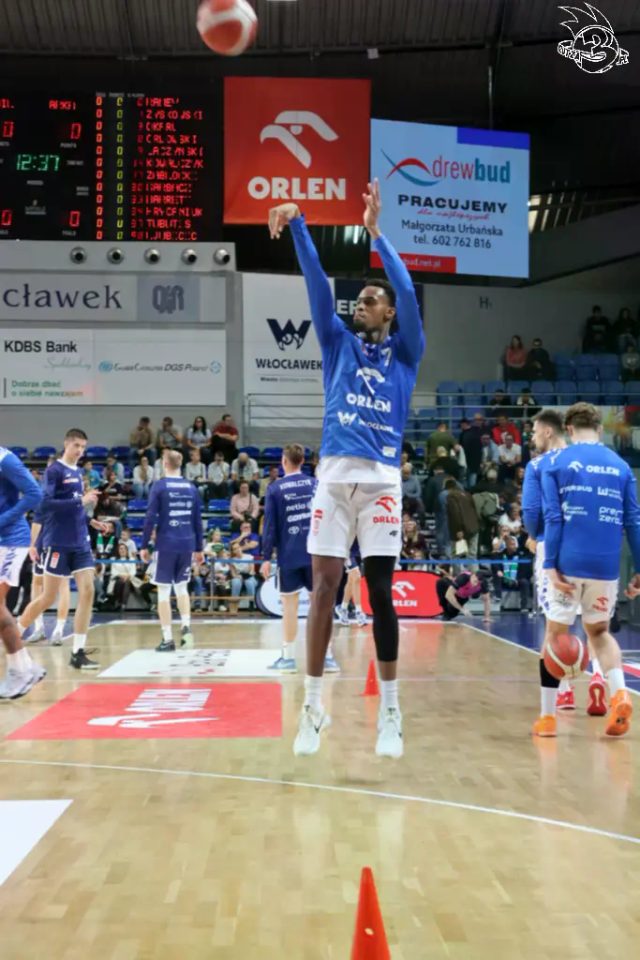 Galeria zdjęć 3 kolejki OBL Anwil Włocławek-AMW Arka Gdynia — zdjęcie 8