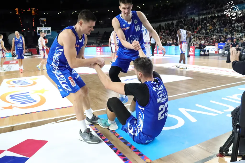 Galeria zdjęć 8 kolejki OBL Arriva Lotto Twarde Pierniki Toruń-Anwil Włocławek — zdjęcie 163