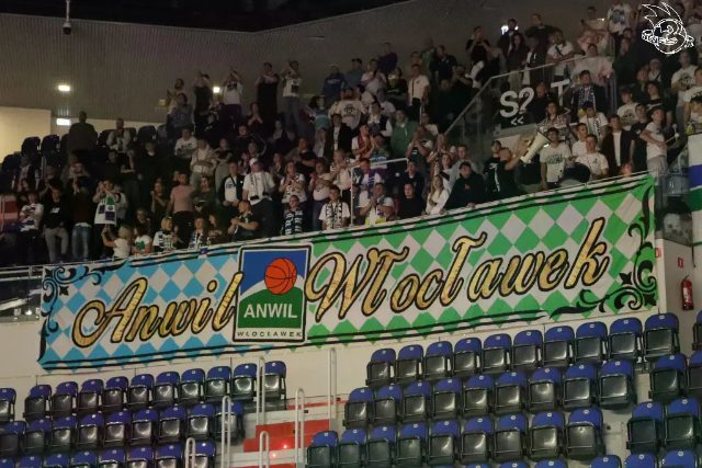 Galeria zdjęć 8 kolejki OBL Arriva Lotto Twarde Pierniki Toruń-Anwil Włocławek — zdjęcie 206