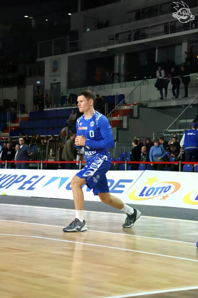 Galeria zdjęć 8 kolejki OBL Arriva Lotto Twarde Pierniki Toruń-Anwil Włocławek — zdjęcie 1