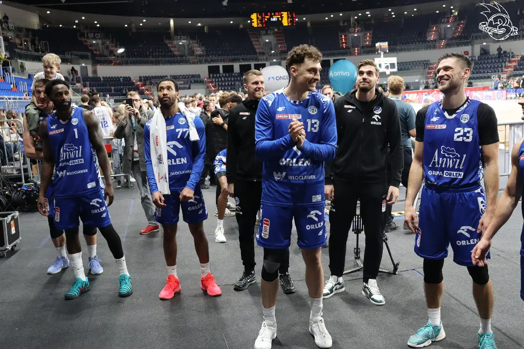 Galeria zdjęć 8 kolejki OBL Arriva Lotto Twarde Pierniki Toruń-Anwil Włocławek — zdjęcie 209