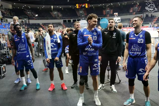 Galeria zdjęć 8 kolejki OBL Arriva Lotto Twarde Pierniki Toruń-Anwil Włocławek — zdjęcie 209