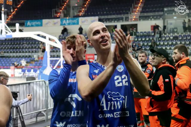 Galeria zdjęć 8 kolejki OBL Arriva Lotto Twarde Pierniki Toruń-Anwil Włocławek — zdjęcie 218