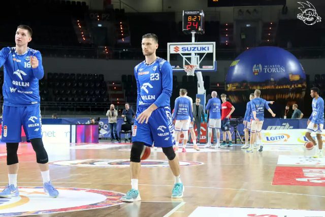 Galeria zdjęć 8 kolejki OBL Arriva Lotto Twarde Pierniki Toruń-Anwil Włocławek — zdjęcie 14