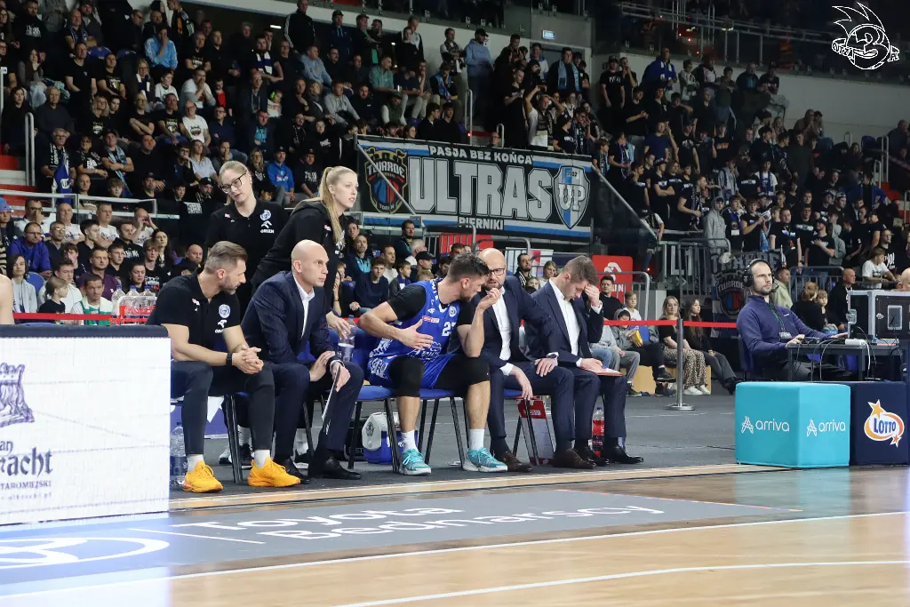 Galeria zdjęć 8 kolejki OBL Arriva Lotto Twarde Pierniki Toruń-Anwil Włocławek — zdjęcie 71