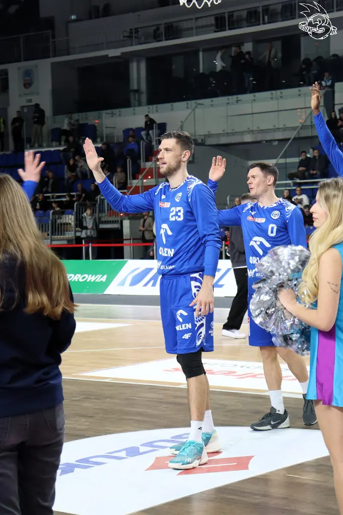 Galeria zdjęć 8 kolejki OBL Arriva Lotto Twarde Pierniki Toruń-Anwil Włocławek — zdjęcie 20