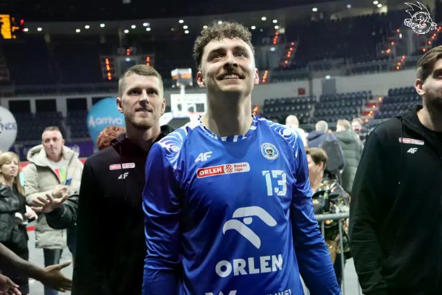 Galeria zdjęć 8 kolejki OBL Arriva Lotto Twarde Pierniki Toruń-Anwil Włocławek — zdjęcie 220