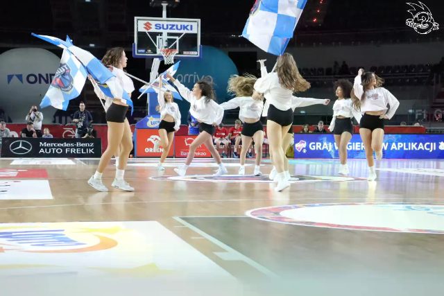 Galeria zdjęć 8 kolejki OBL Arriva Lotto Twarde Pierniki Toruń-Anwil Włocławek — zdjęcie 192