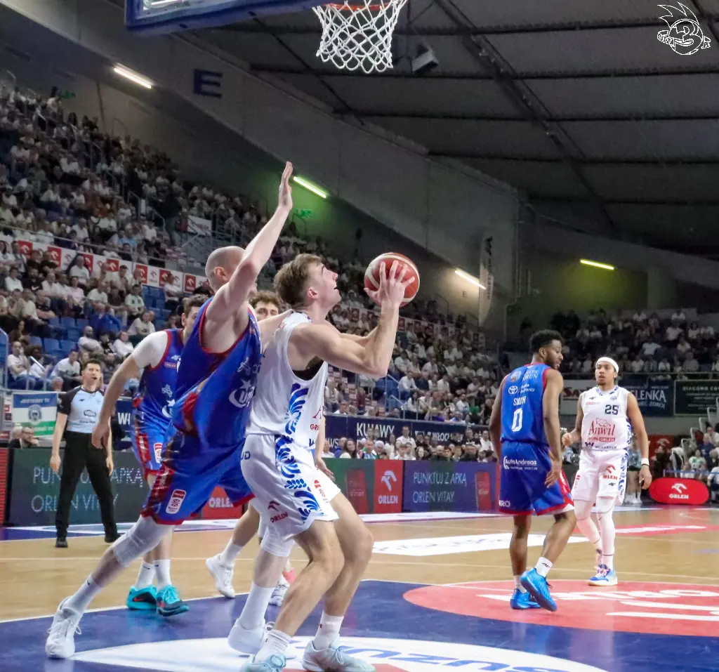 Galeria zdjęć z 23 kolejki OBL Anwil Włocławek-Arriva Lotto Twarde Pierniki Toruń — zdjęcie 81