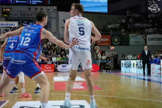 Galeria zdjęć z 23 kolejki OBL Anwil Włocławek-Arriva Lotto Twarde Pierniki Toruń — zdjęcie 92