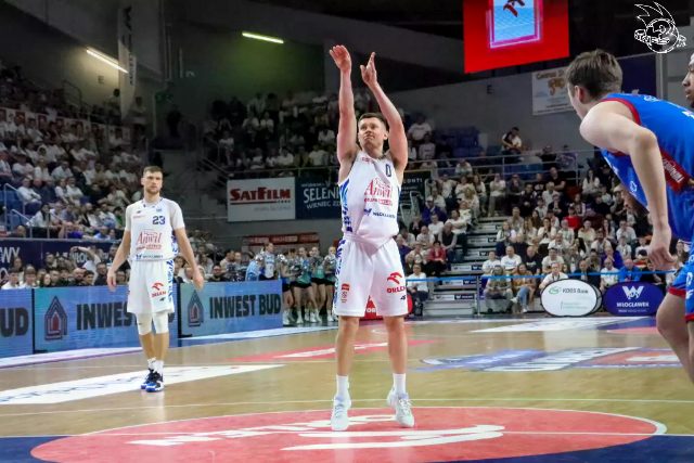 Galeria zdjęć z 23 kolejki OBL Anwil Włocławek-Arriva Lotto Twarde Pierniki Toruń — zdjęcie 95